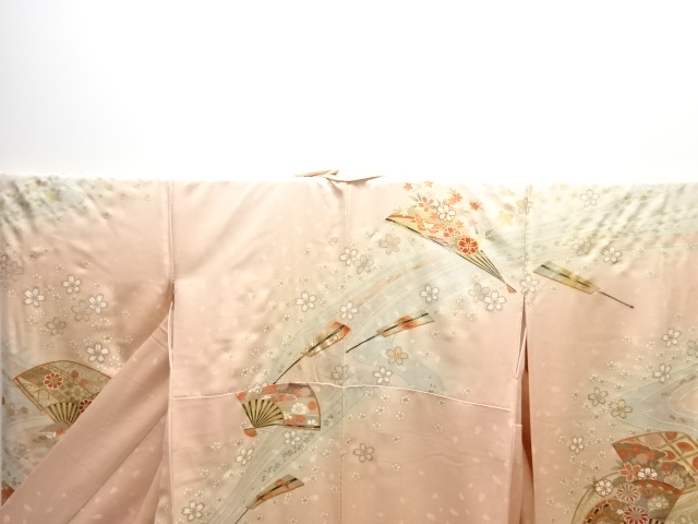  扇に花蝶模様刺繍振袖